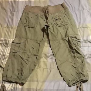 Army green capris